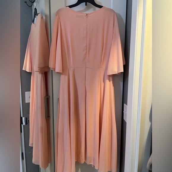 Boohoo midi peach dress - Picture 2 of 3